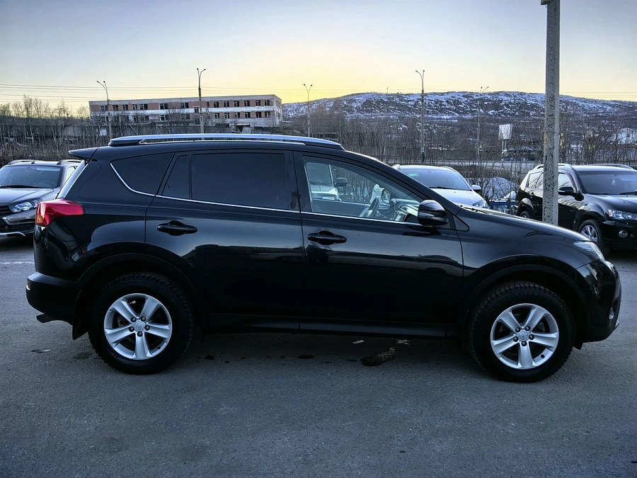 Toyota RAV4, 2013г., полный привод, автомат