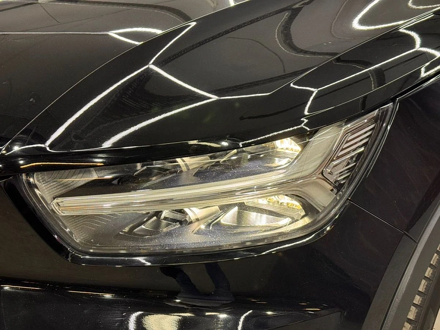 Volvo XC40, 2020г., передний привод, робот