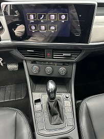 Volkswagen Bora, 2022г, передний привод, автомат