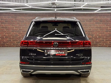 Volkswagen Teramont, 2023г, полный привод, робот