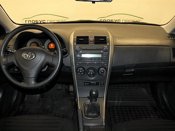 Toyota Corolla, 2008г, передний привод, механика