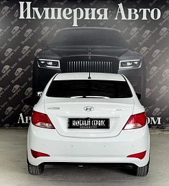 Hyundai Solaris, 2015г, передний привод, автомат