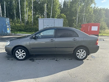 Toyota Corolla, 2003г, передний привод, механика