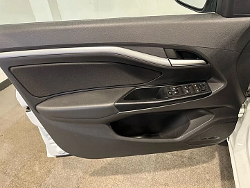 Lada (ВАЗ) Vesta, 2021г, передний привод, механика