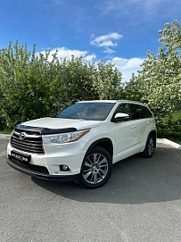 Toyota Highlander, 2015г, полный привод, автомат