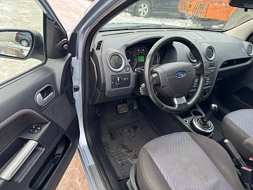 Ford Fusion, 2007г, передний привод, робот