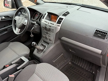 Opel Zafira, 2013г, передний привод, механика