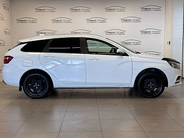Lada (ВАЗ) Vesta, 2018г, передний привод, механика