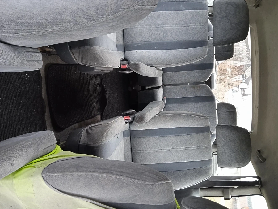 Toyota Previa, 1997г., задний привод, механика