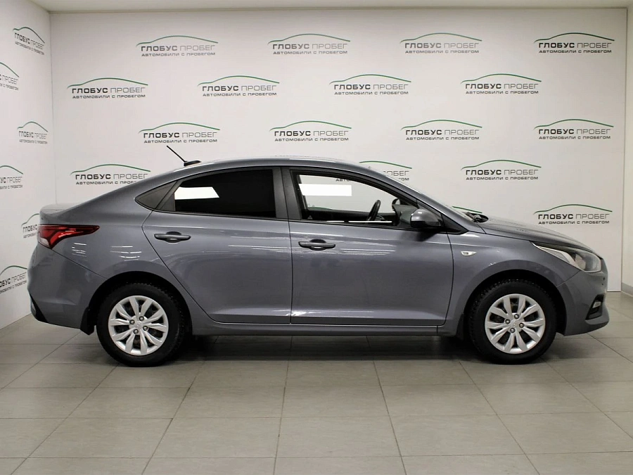 Hyundai Solaris, 2018г., передний привод, автомат