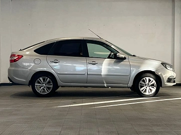 Lada (ВАЗ) Granta, 2021г, передний привод, механика