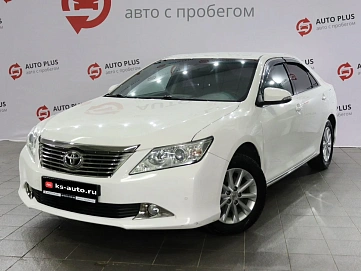 Toyota Camry, 2013г, передний привод, автомат