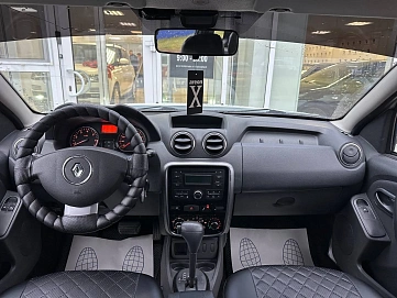 Renault Duster, 2013г, передний привод, автомат