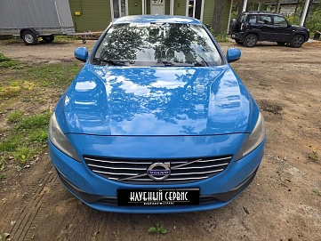 Volvo S60, 2015г, передний привод, автомат