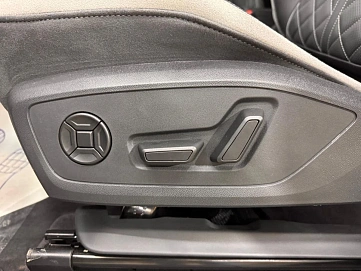 Audi Q3, 2025г, полный привод, робот