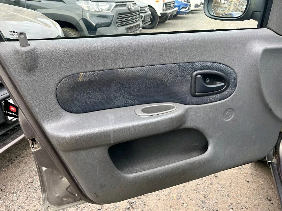 Renault Clio, 2001г., передний привод, механика