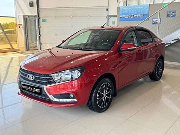 Lada (ВАЗ) Vesta, 2018г, передний привод, механика