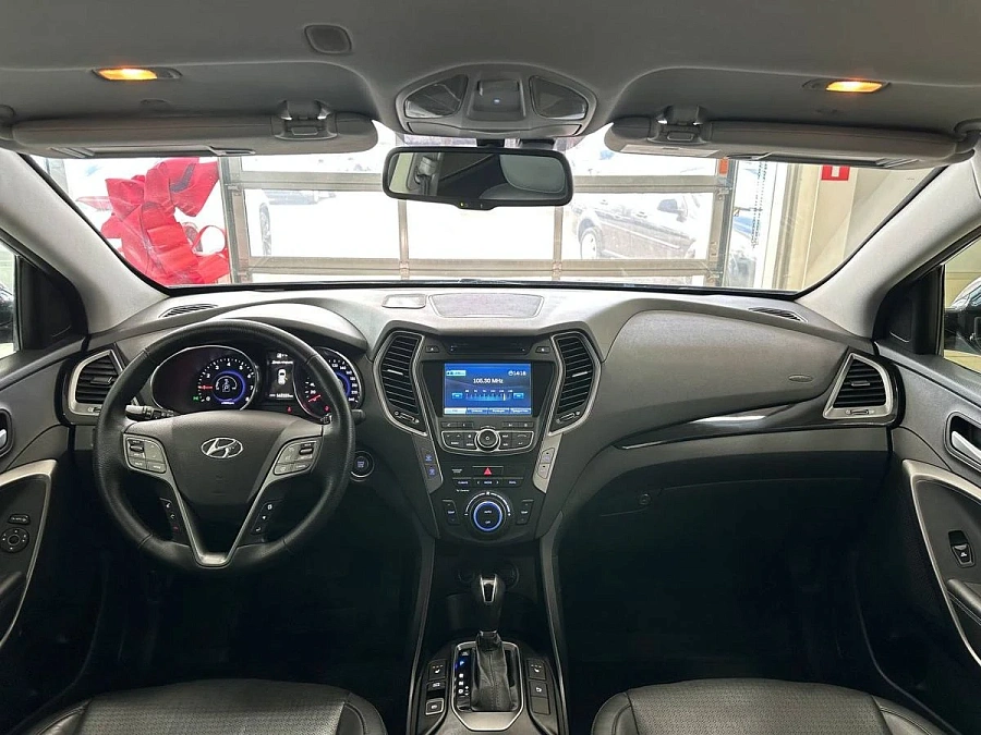 Hyundai Santa Fe, 2013г., полный привод, автомат