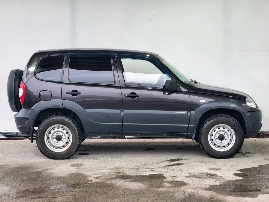 Chevrolet Niva, 2011г., полный привод, механика