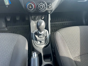 Kia Rio, 2012г, передний привод, механика