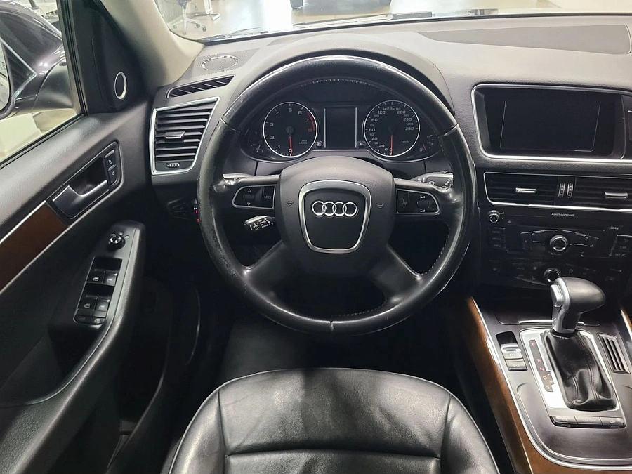 Audi Q5, 2009г., полный привод, робот
