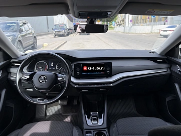 Skoda Octavia, 2021г., передний привод, автомат