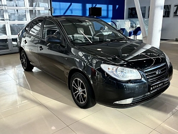 Hyundai Elantra, 2009г, передний привод, механика