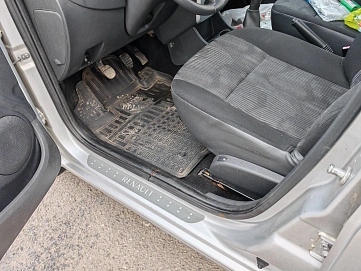 Renault Sandero, 2012г, передний привод, механика