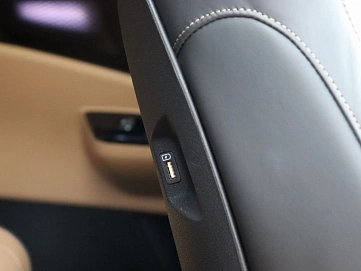 Kia Carnival, 2021г, передний привод, автомат