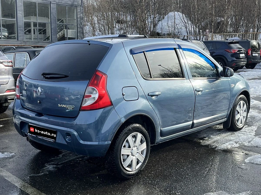 Renault Sandero, 2011г., передний привод, автомат