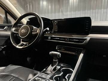 Kia K5, 2021г, передний привод, автомат