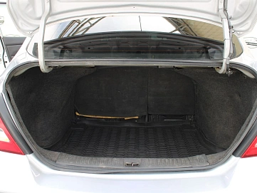 Nissan Tiida, 2010г, передний привод, автомат