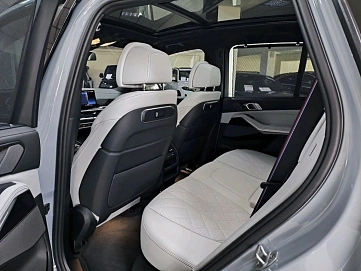BMW X5, 2025г, полный привод, автомат