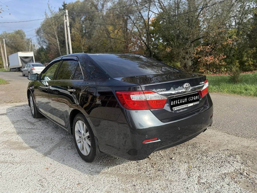 Toyota Camry, 2012г., передний привод, автомат