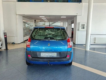 Renault Scenic, 2004г, передний привод, механика