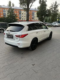 Infiniti JX, 2013г, полный привод, вариатор