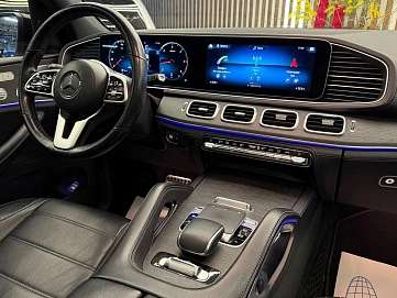 Mercedes-Benz GLS, 2019г, полный привод, автомат