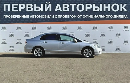 Honda Civic, 2010г, передний привод, автомат