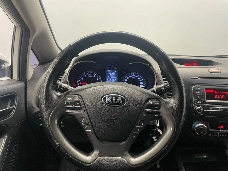 Kia Cerato, 2013г., передний привод, автомат