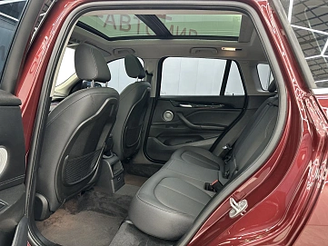 BMW X1, 2021г, передний привод, робот