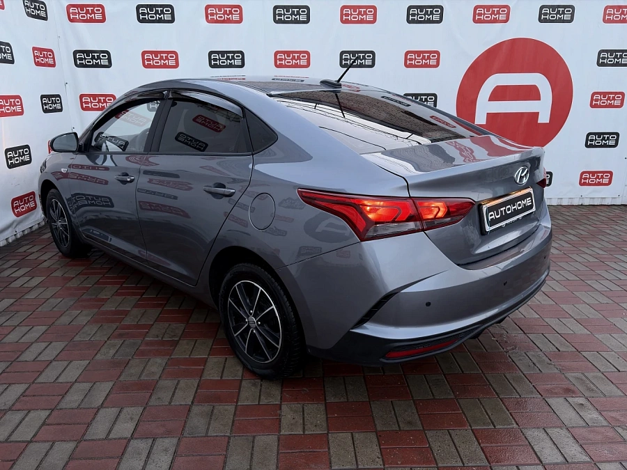 Hyundai Solaris, 2020г., передний привод, механика