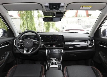 Kia Seltos, 2025г, передний привод, вариатор
