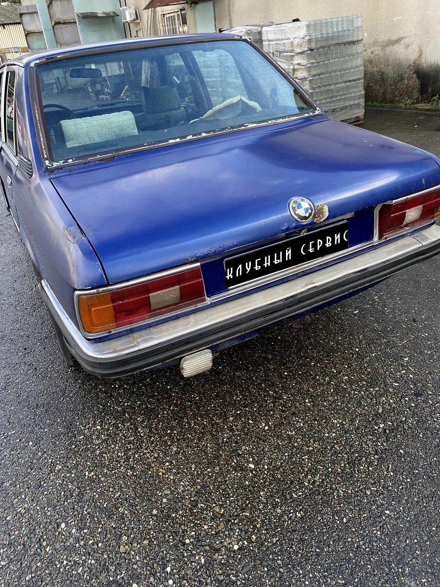 BMW 5 серии, 1981г., задний привод, механика