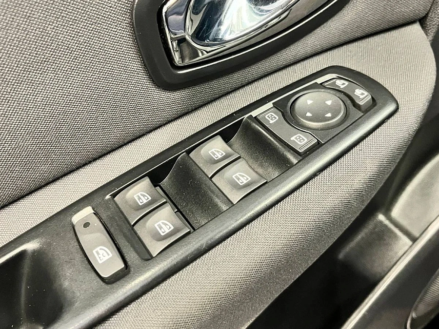 Renault , 2014г., передний привод, механика