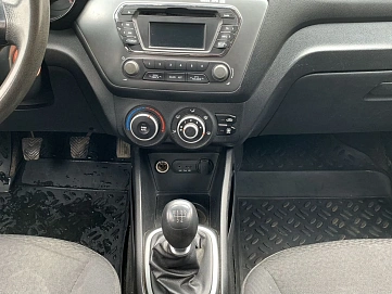 Kia Rio, 2013г, передний привод, механика