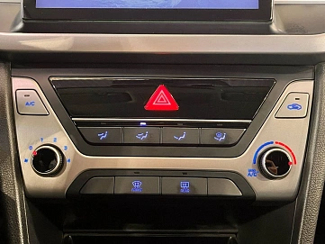 Hyundai Elantra, 2018г, передний привод, механика