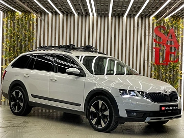 Skoda Octavia, 2017г, полный привод, робот