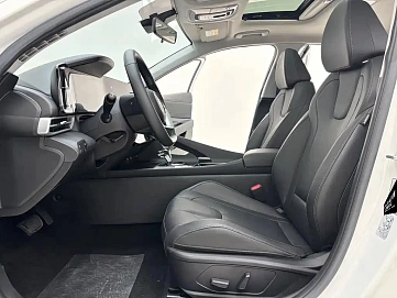 Hyundai Elantra, 2022г, передний привод, вариатор