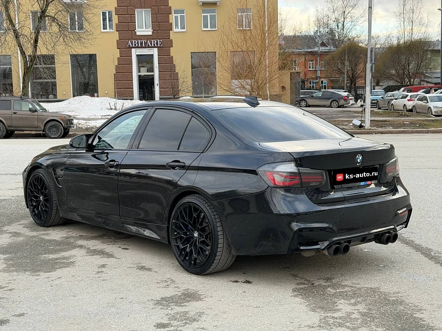 BMW 3 серии, 2012г., задний привод, автомат