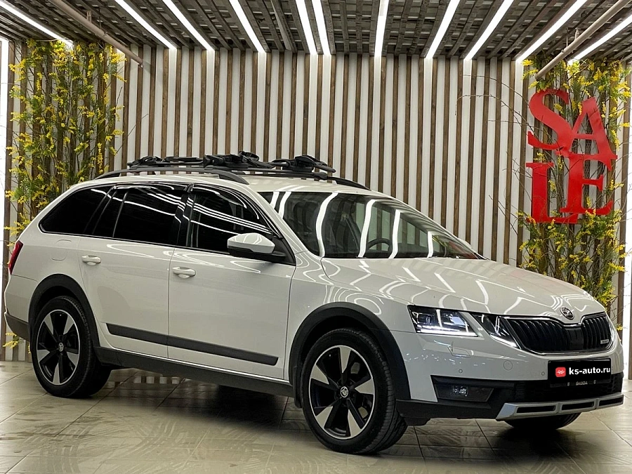 Skoda Octavia, 2017г., полный привод, робот